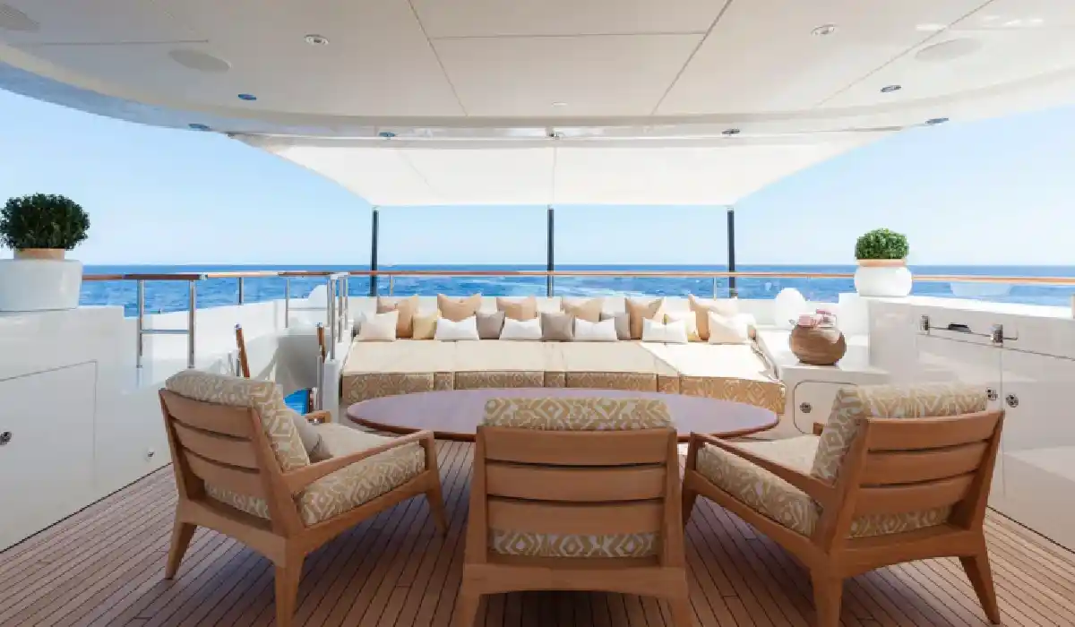 Feadship - Sibelle - Best Yacht Rentals - Best Preowned Yachts - Exclusive Concierge Club.webp